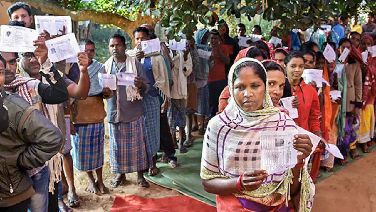 ఛత్తీస్‌గఢ్‌లో రేపు రెండో విడత 70 అసెంబ్లీ స్థానాల్లో ఎన్నికలు