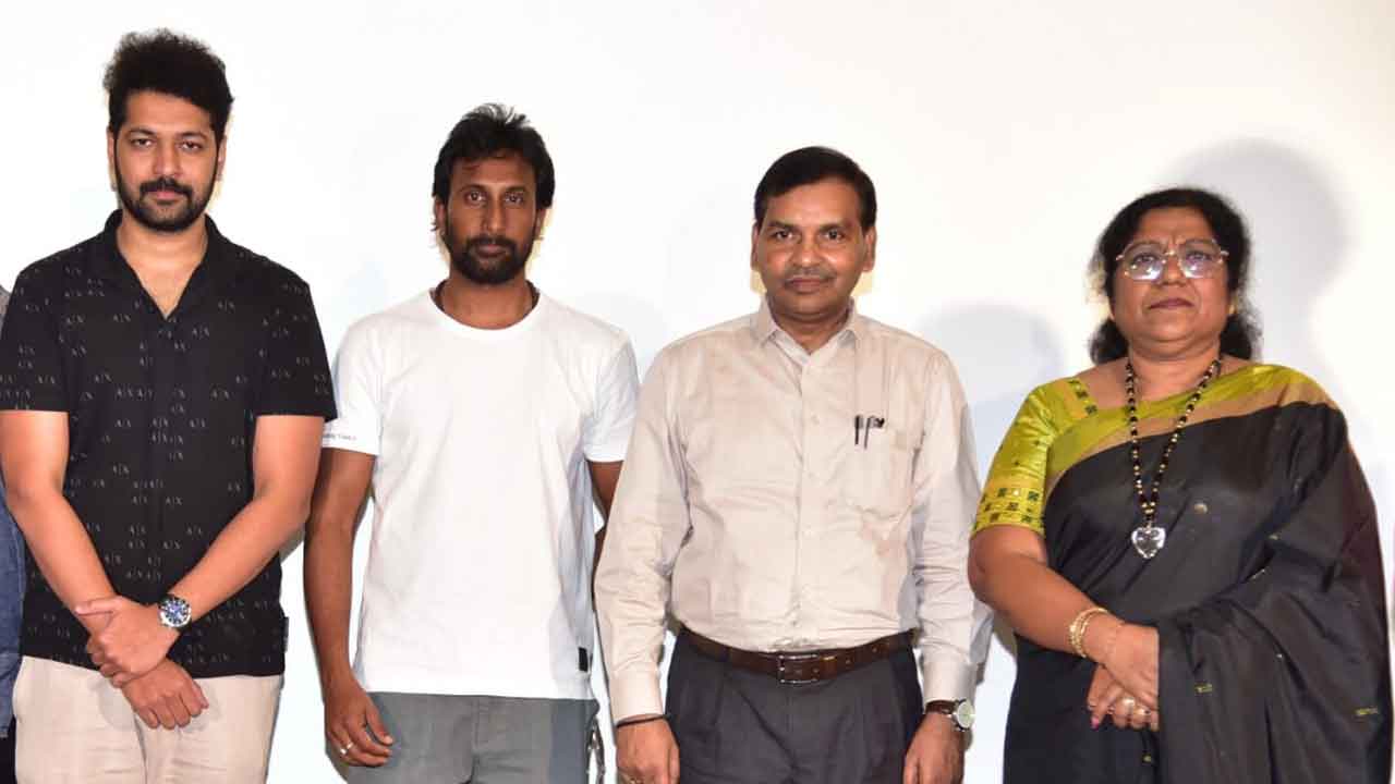 ‘అథర్వ’కు క్లూస్‌టీం ప్రశంసలు