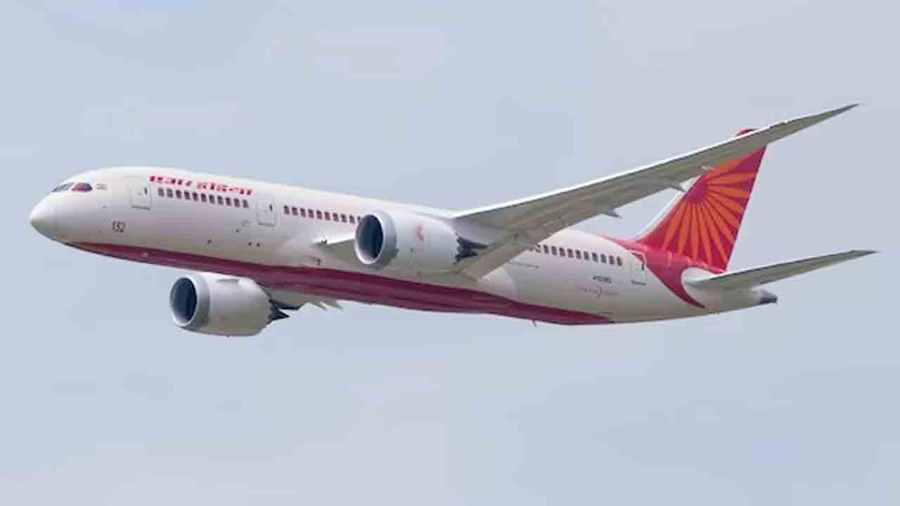 Air India | ఇజ్రాయెల్‌పై దాడికి ముందు.. ఇరాన్‌ గగనతలంపై ప్రయాణించిన ఎయిర్‌ ఇండియా   విమానాలు