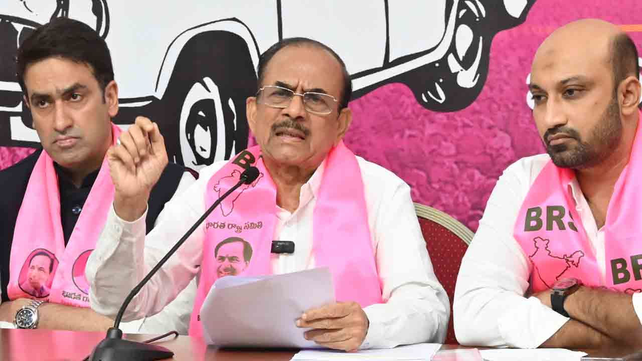 దర్గాలు, వక్ఫ్‌ భూములపై చర్చకు సిద్ధమా?