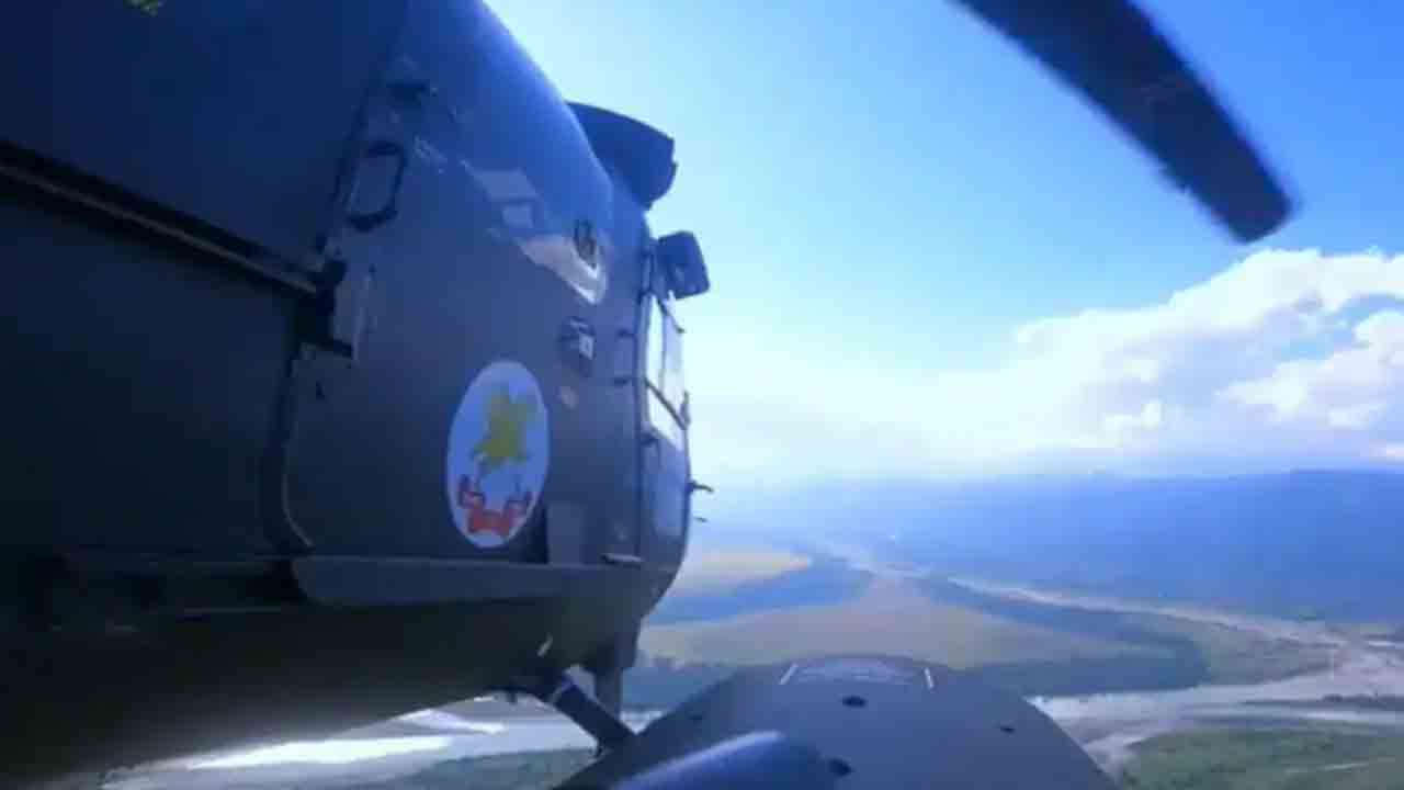 Watch: పర్వతాల్లో నిప్పులు కురిపించిన ఆర్మీ హెలికాప్టర్‌ రుద్ర.. వీడియో వైరల్‌