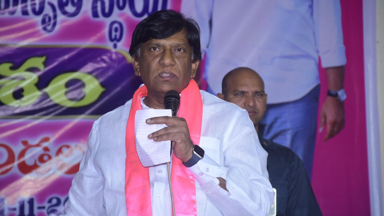 B Vinod Kumar | సైనికుల్లా పని చేసి బీఆర్‌ఎస్‌ పార్టీని గెలిపించాలి : బీ వినోద్‌కుమార్‌