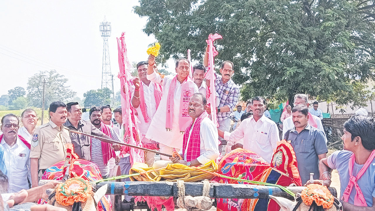 కారు..ప్రచార జోరు