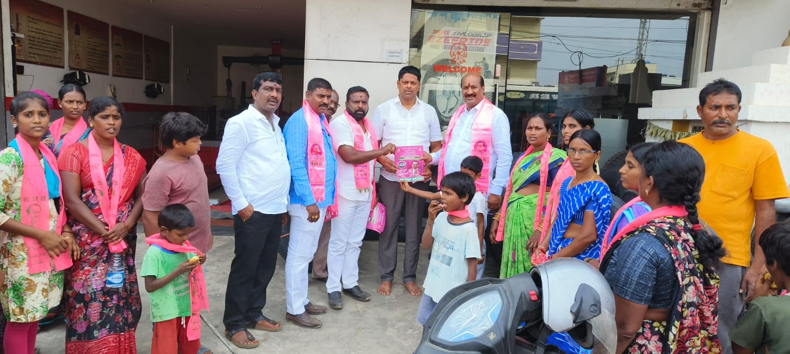 Brs Candidates Campaigning At Telangana