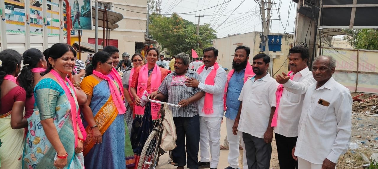 Brs Candidates Campaigning At Telangana