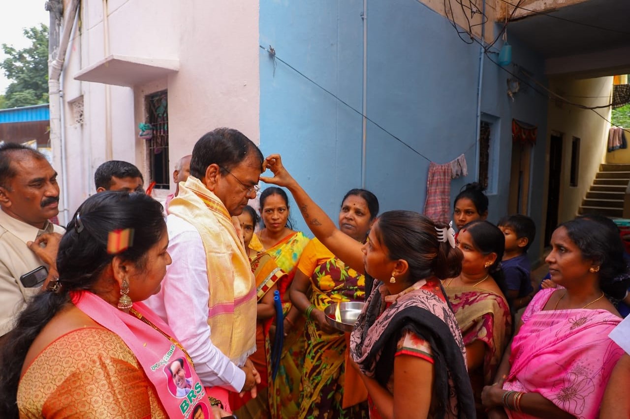 Brs Candidates Campaigning At Telangana