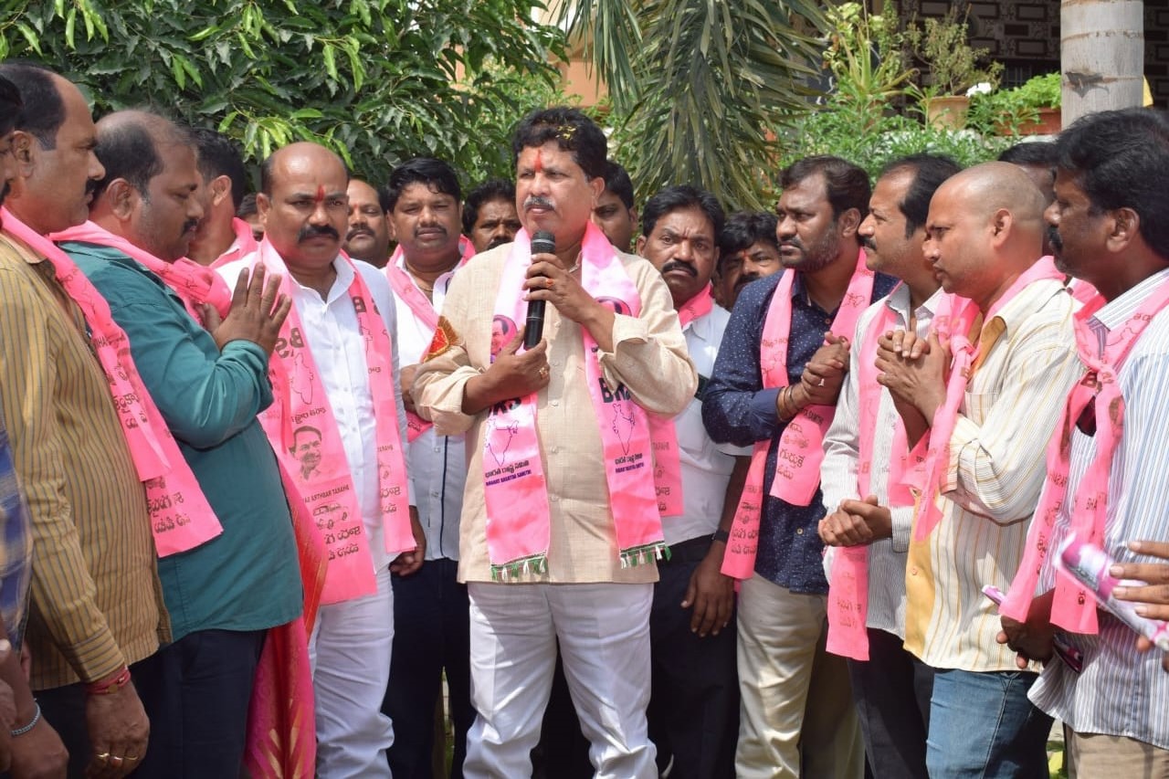 Brs Candidates Campaigning At Telangana