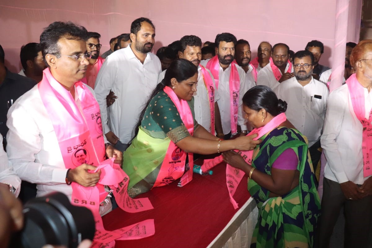 Brs Candidates Campaigning At Telangana