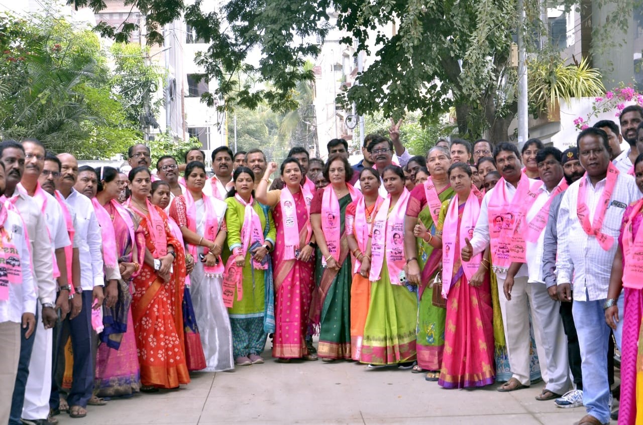 Brs Candidates Campaigning At Telangana