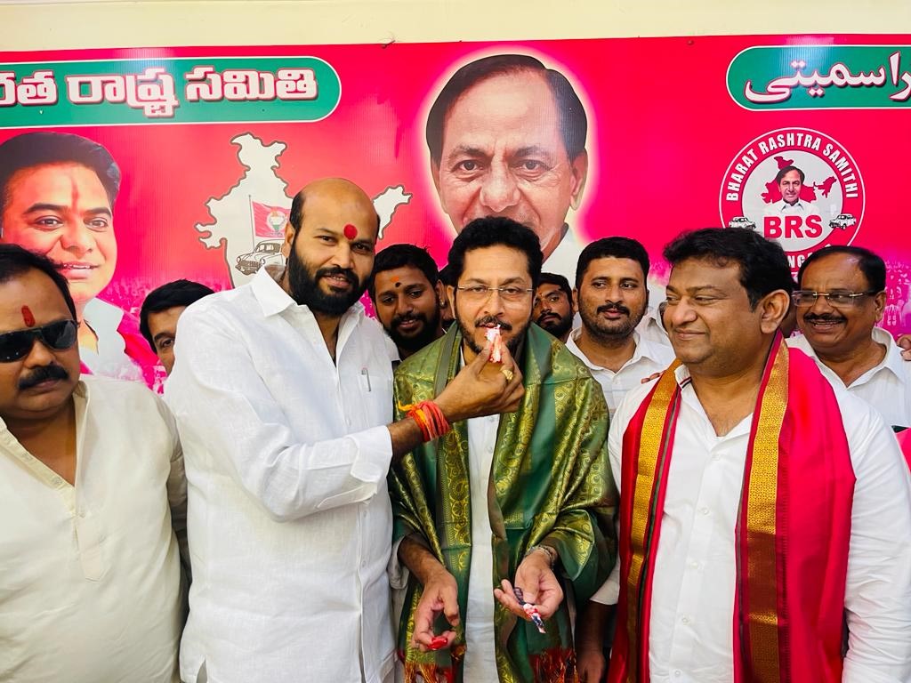 Brs Candidates Campaigning At Telangana
