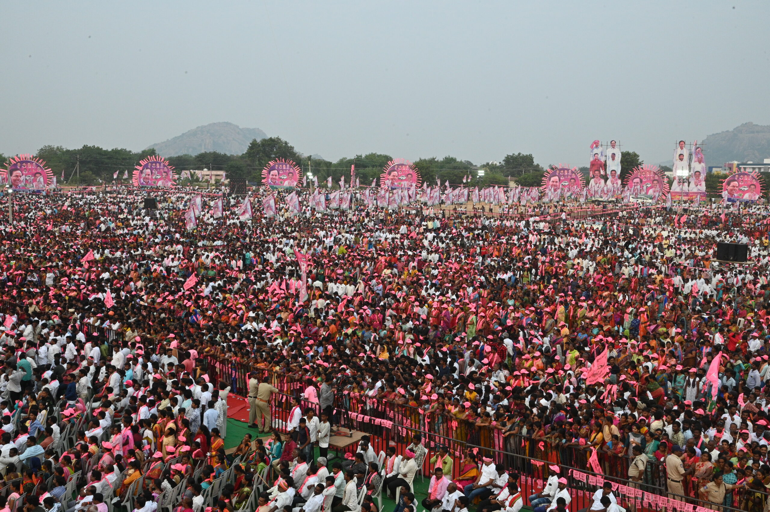 Brs Party President Kcr Participating In Praja Ashirvada Sabha At Devarakonda