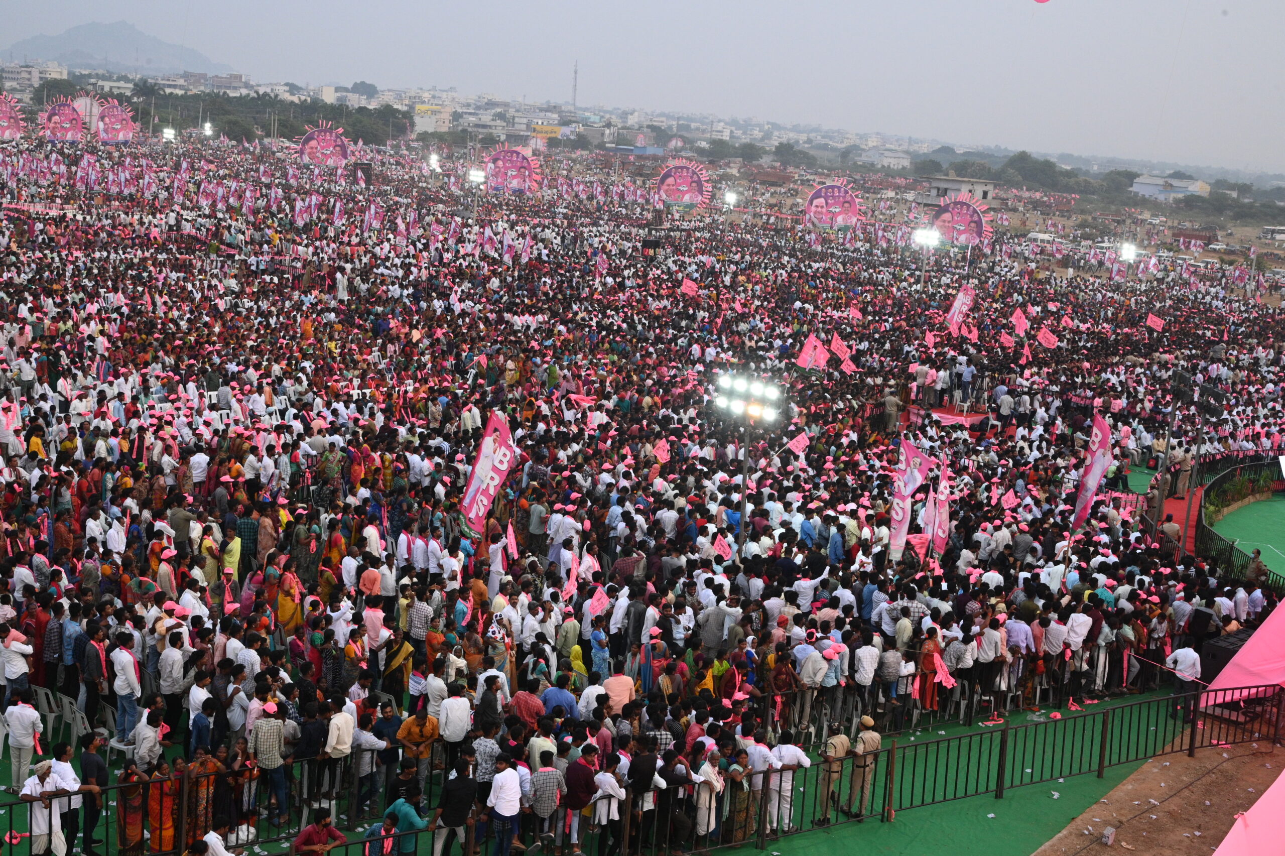 Brs Party President Kcr Participating In Praja Ashirvada Sabha At Devarakonda