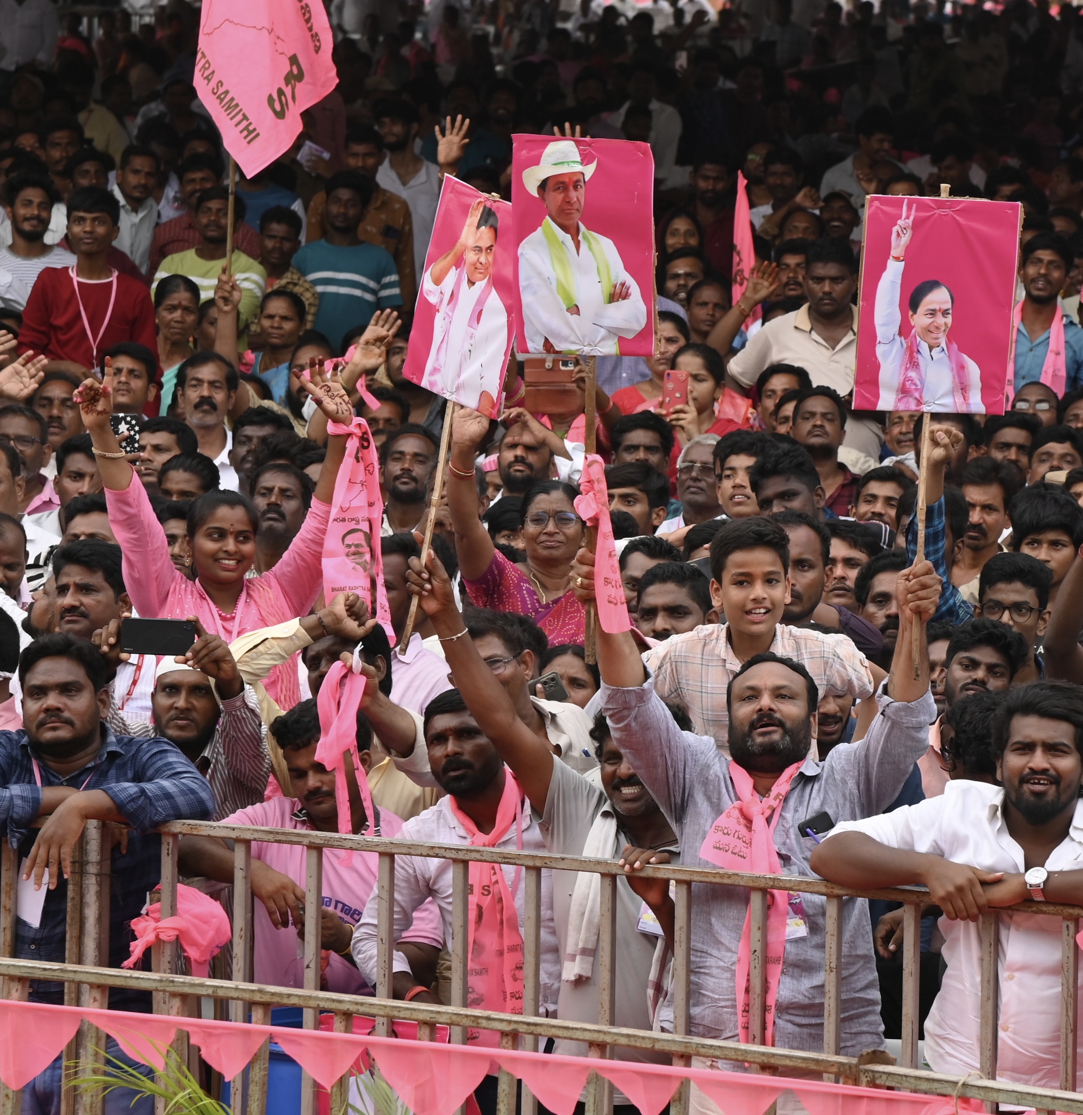 Brs Party President Kcr Participating In Praja Ashirvada Sabha At Kothagudem