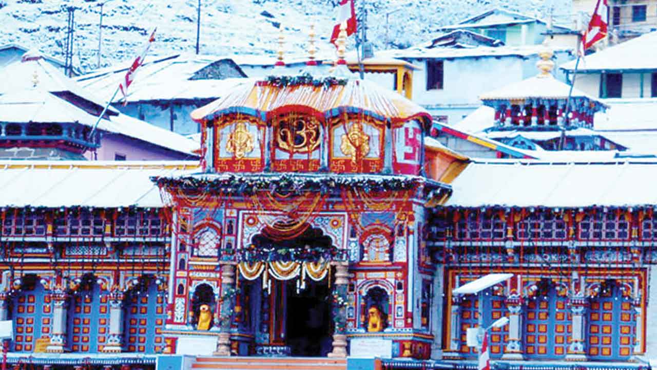 బద్రీనాథ్‌ ఆలయం మూసివేత