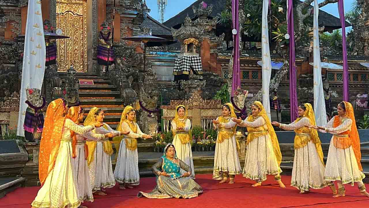 Bali | బాలిలో ఆకట్టుకున్న శివపదం నృత్యప్రదర్శన