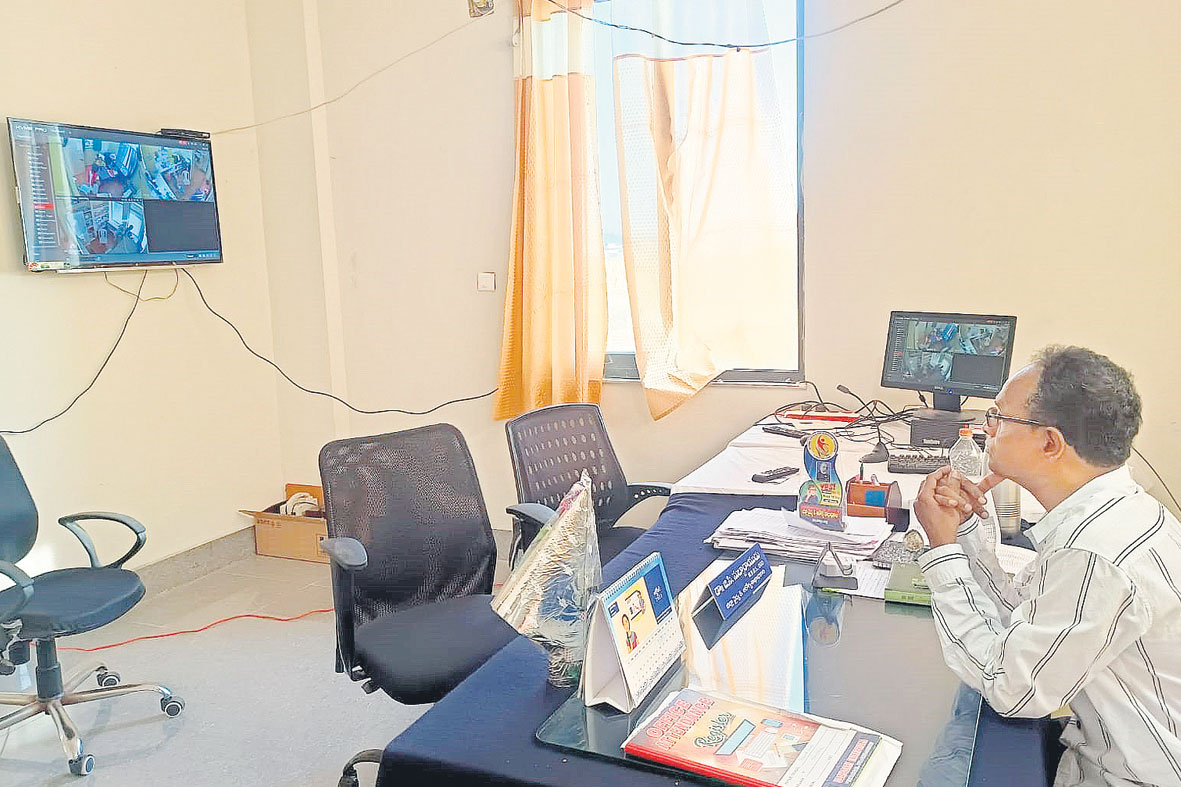 పర్యవేక్షణతో పకడ్బందీ సేవలు