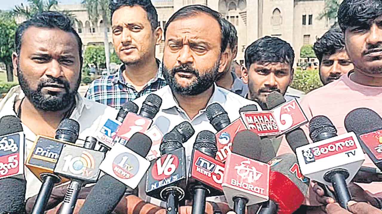 ఓట్ల కోసమే చిదంబరం చిలుక పలుకులు