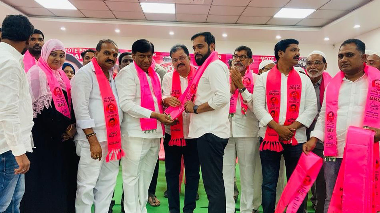 బీజేపీ, కాంగ్రెస్‌ ఒక్కటే..