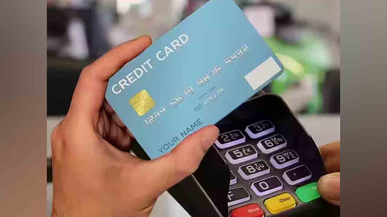 Credit Card Spending | ఫెస్టివ్ సీజన్ ఎఫెక్ట్.. క్రెడిట్ కార్డు స్పెండింగ్‌లో రికార్డు.. ఈ-కామర్స్ లావాదేవీలే ఎక్కువ..!