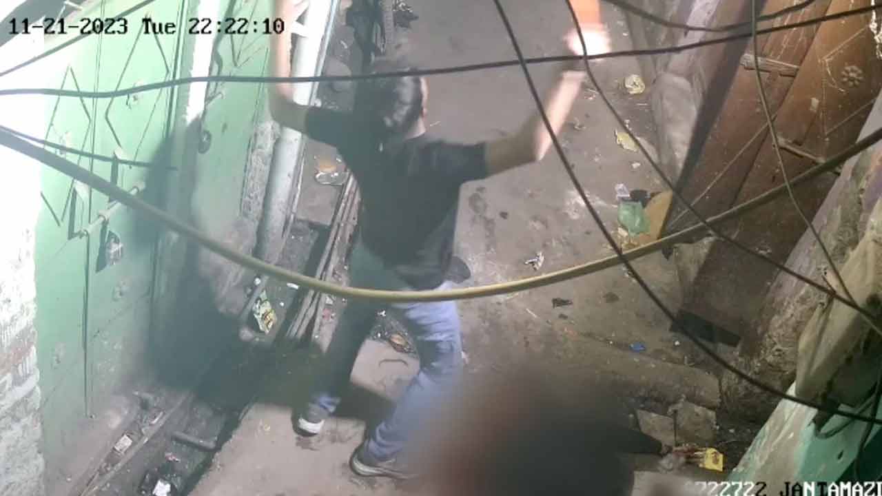 Delhi | బిర్యానీ కోసం డబ్బు ఇవ్వలేదని యువకుడిని 60 సార్లు పొడిచి చంపిన 16 ఏండ్ల కుర్రాడు