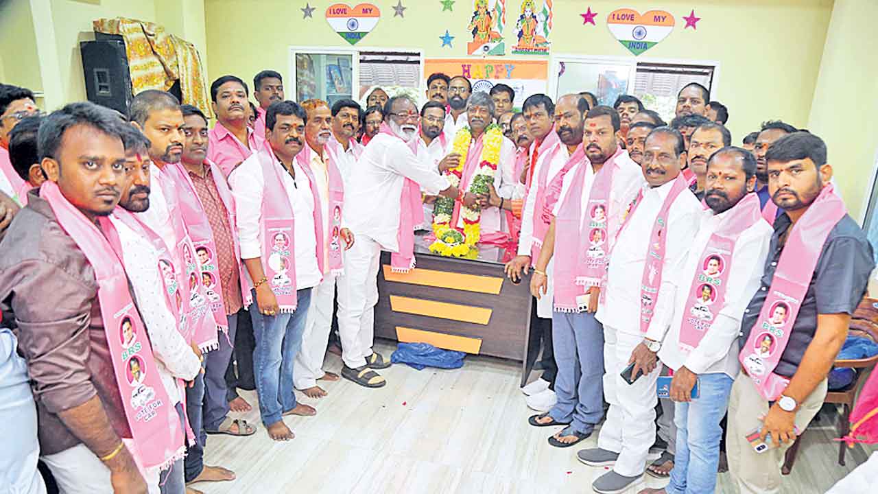 పద్మారావుకు కుల సంఘాల ఏకగ్రీవ మద్దతు