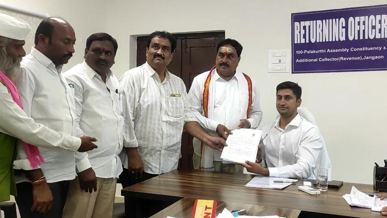 Errabaeeli Dayakar Rao | పాలకుర్తిలో నామినేషన్‌ దాఖలుచేసిన మంత్రి ఎర్రబెల్లి