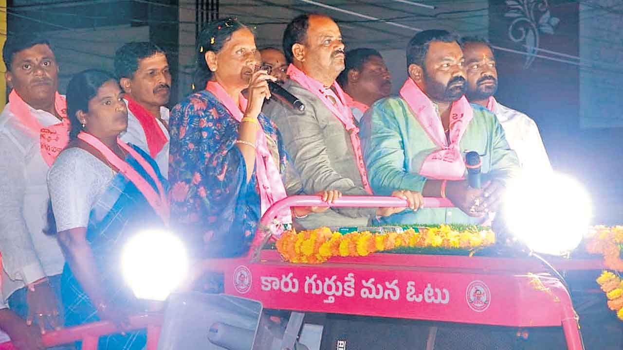 52 కంపెనీలతో లక్ష మందికి ఉద్యోగ, ఉపాధి అవకాశాలు