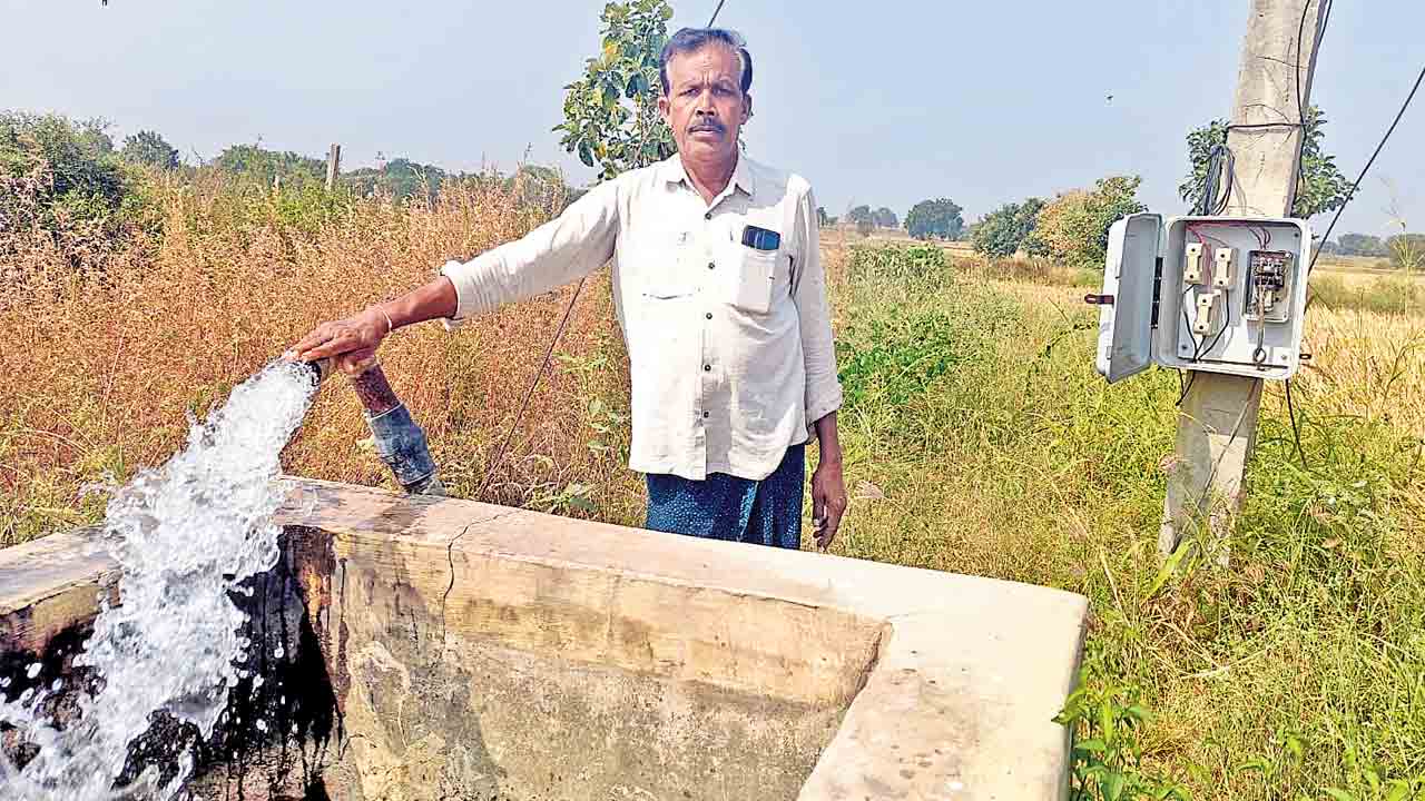 Telangana Farmers | ఎవుసం బంద్‌ పెట్టుకోవాల్నా?.. కాంగ్రెస్‌ నేతల తీరుపై మండిపడుతున్న తెలంగాణ రైతులు