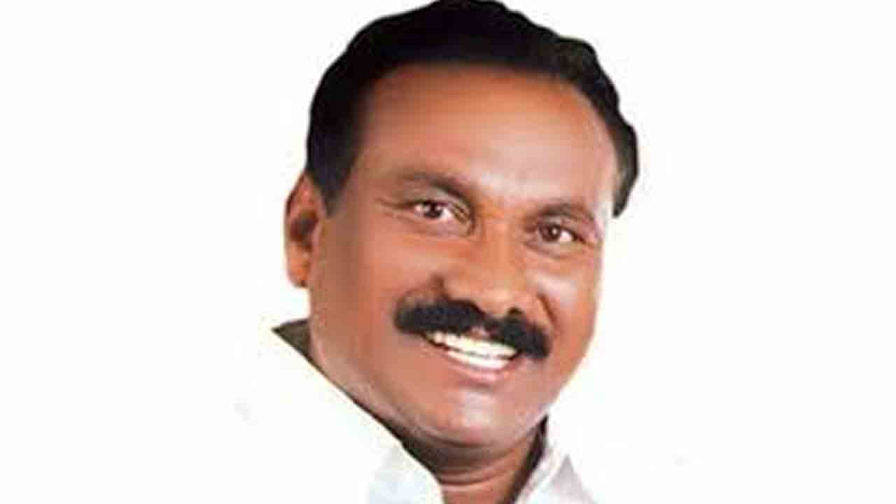 చెన్నూర్‌లో కాంగ్రెస్‌కు భారీ షాక్‌