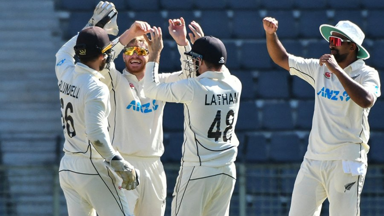 BANvsNZ:  ఫిలిప్స్, అజాజ్ స్పిన్ మాయ‌.. తొలి రోజే బంగ్లా ఖేల్ ఖ‌తం