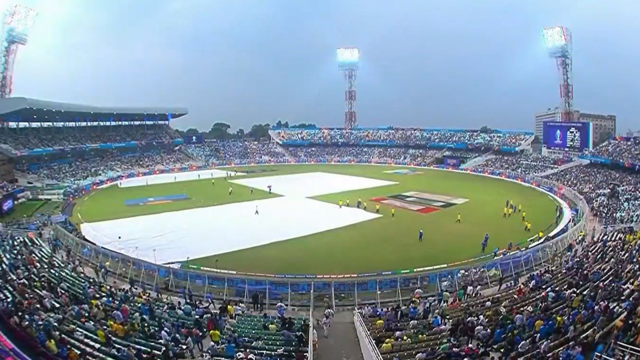 SAvsAUS: సఫారీల పతనాన్ని అడ్డుకున్న వరుణుడు.. జోరుమీదున్న ఆసీస్