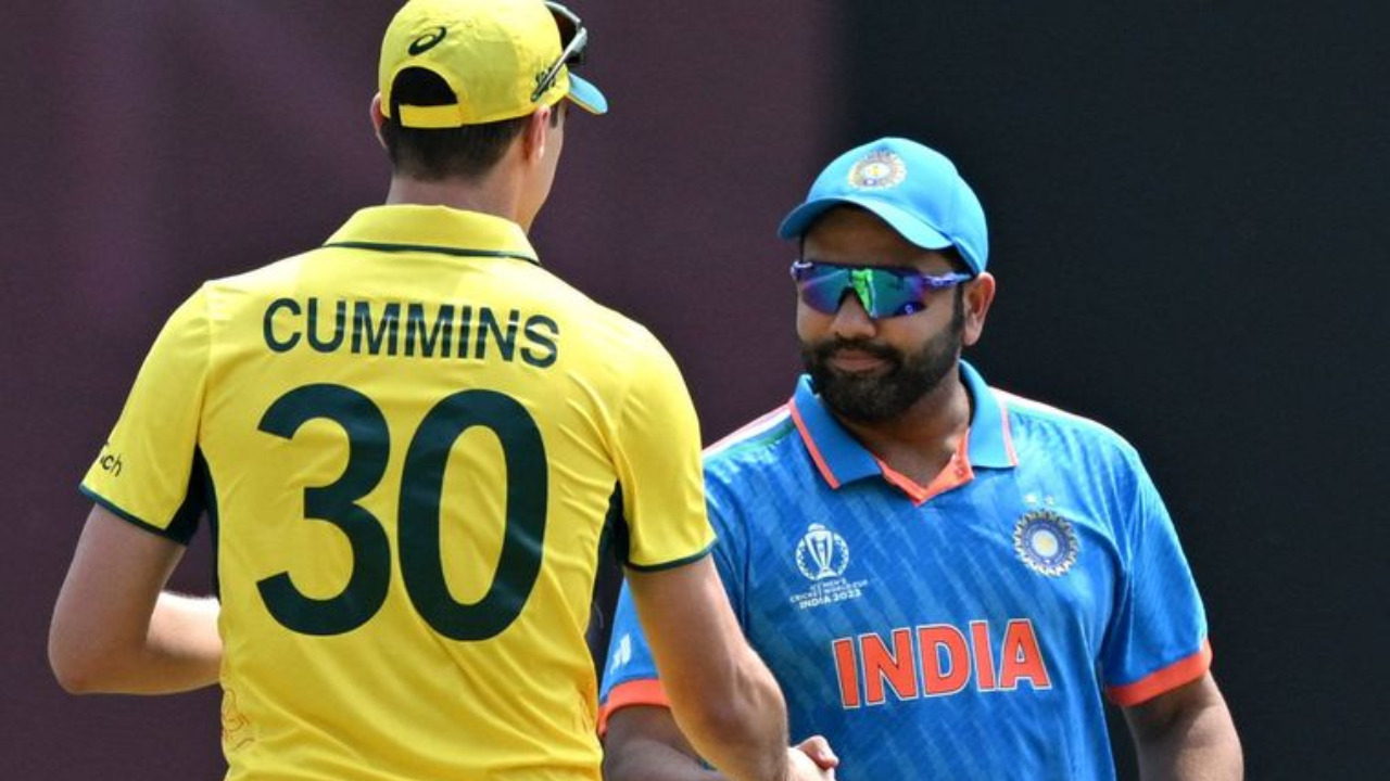 INDvsAUS Live: టాస్ ఓడిన టీమిండియా.. ఆ సెంటిమెంట్ వర్కవుట్ అవుతుందా..?