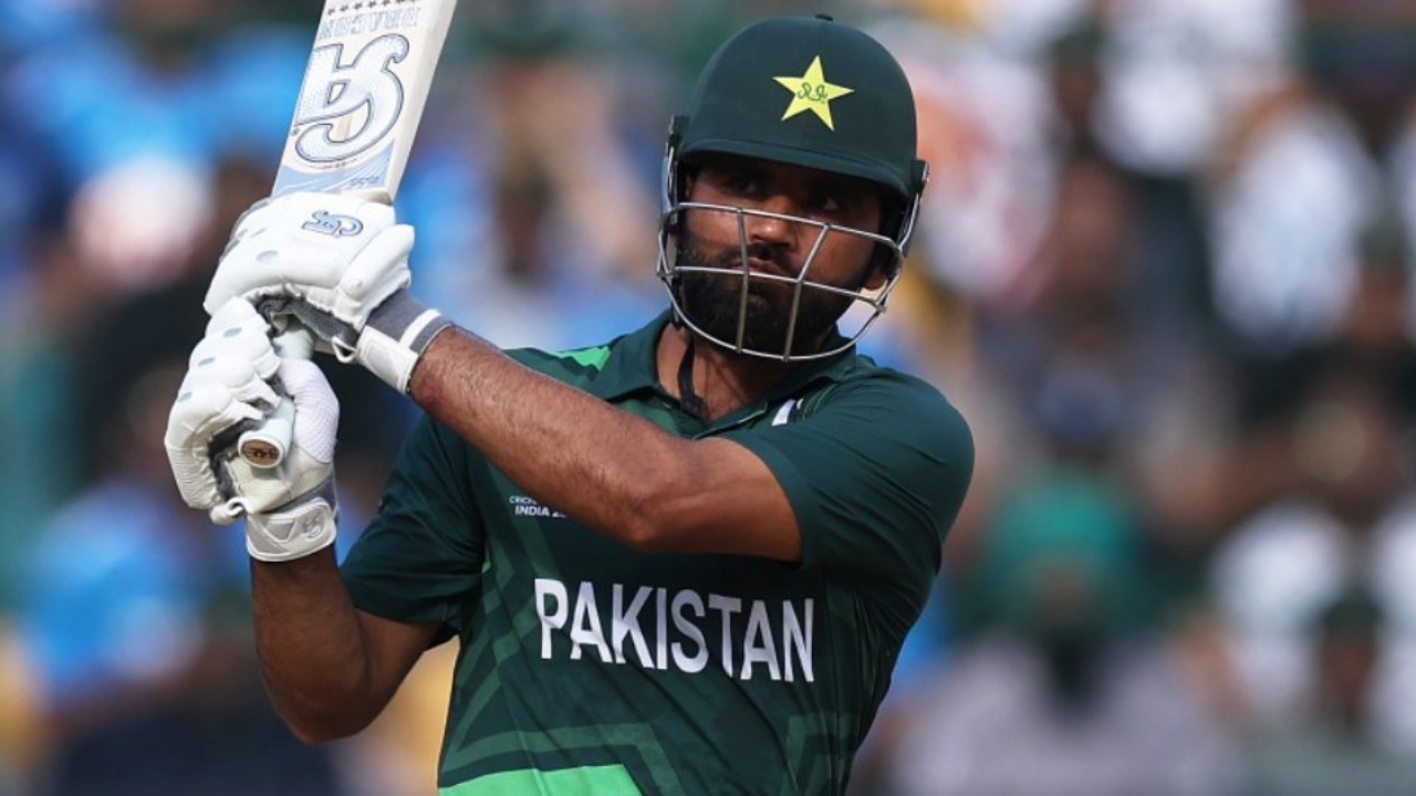 NZ vs PAK:  ఫకర్ జమాన్ సుడిగాలి సెంచరీ.. భారీ ఛేదనలో ధీటుగా బదులిస్తున్న పాక్.. ఆటకు వర్షం అంతరాయం