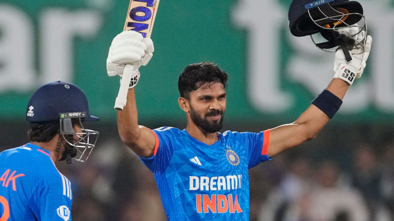 INDvsAUS T20I:  రుతురాజ్ కొత్త చ‌రిత్ర.. ఆసీస్‌తో మ్యాచ్‌లో రికార్డులే రికార్డులు