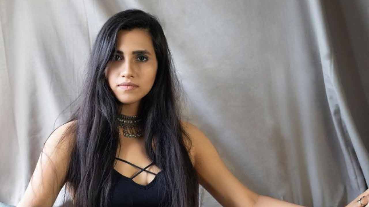 Nikhita Gandhi | ఆ ఘటన నా హృదయాన్ని కలచివేసింది: సింగర్‌ నిఖితా గాంధీ