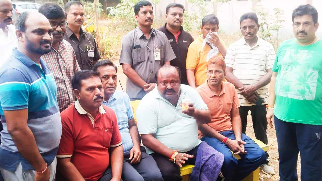 Minister Gangula Kamalakar | ఎన్నికలప్పుడు మోసపూరిత మాటలు చెప్పేవారితో జాగ్రత్త: మంత్రి గంగుల