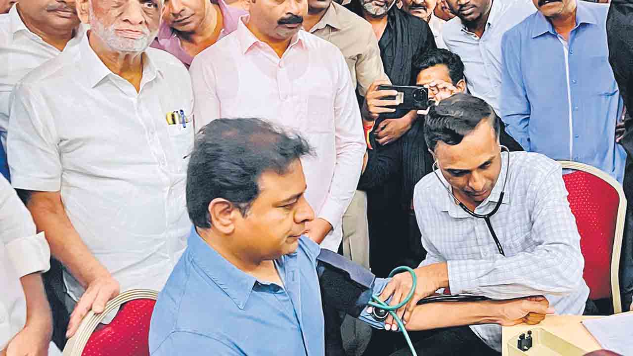 తెలంగాణ భవన్‌లో రక్తదాన శిబిరం