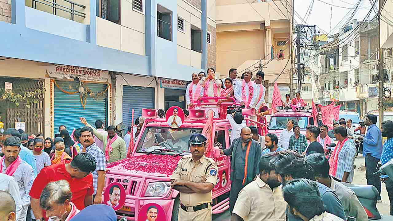 అభివృద్ధి పథంలో తెలంగాణ