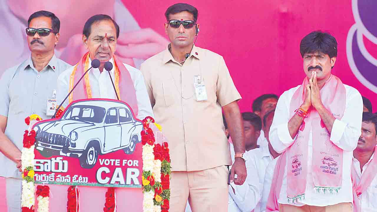 కాంగ్రెస్‌ పాలనలో.. అంతా ఎండి సచ్చినం