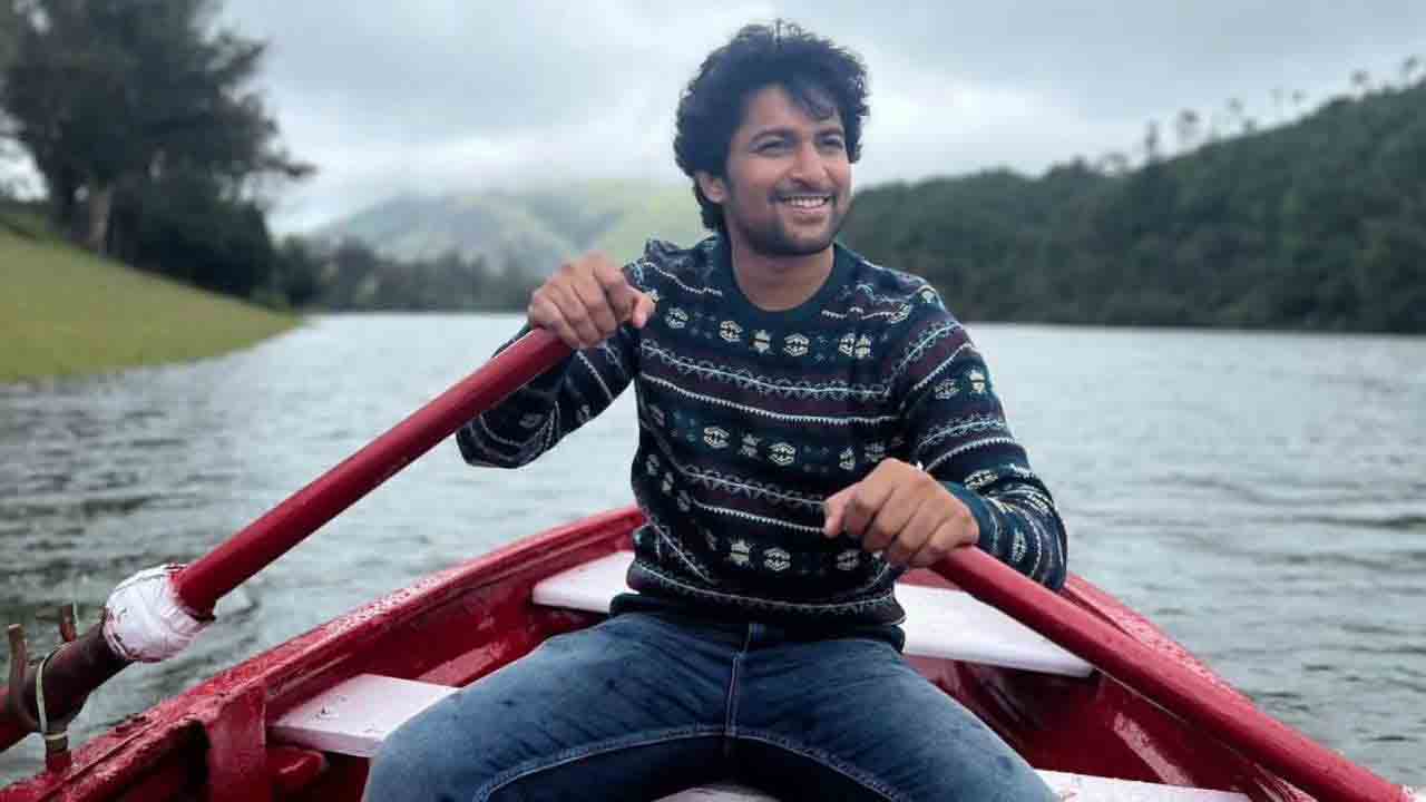 Hi Nanna Stories | ప్రతీ సీన్‌ వెనుక ఓ కథ ఉంటుంది.. ట్రెండింగ్‌లో నాని స్టిల్‌