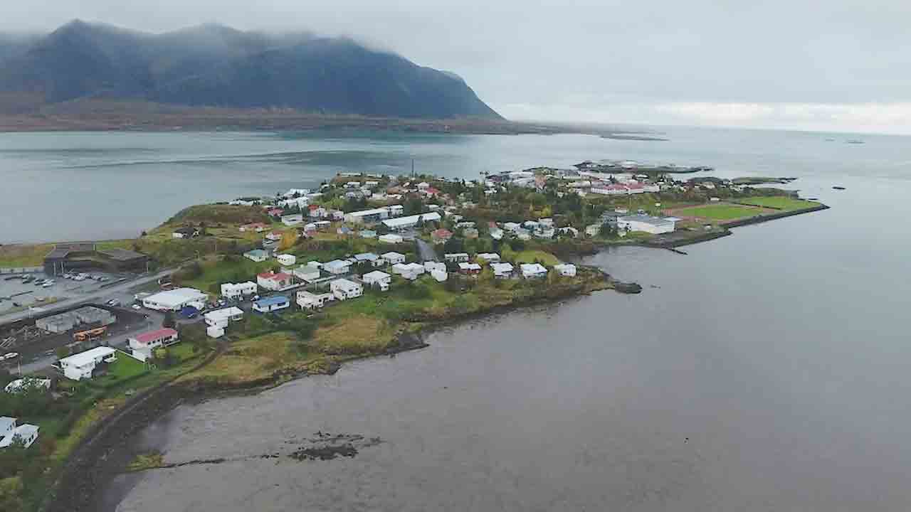 Iceland | 14 గంటల్లో 800 భూ ప్రకంపనలు.. అత్యవసర పరిస్థితిని ప్రకటించిన ఐస్‌లాండ్‌