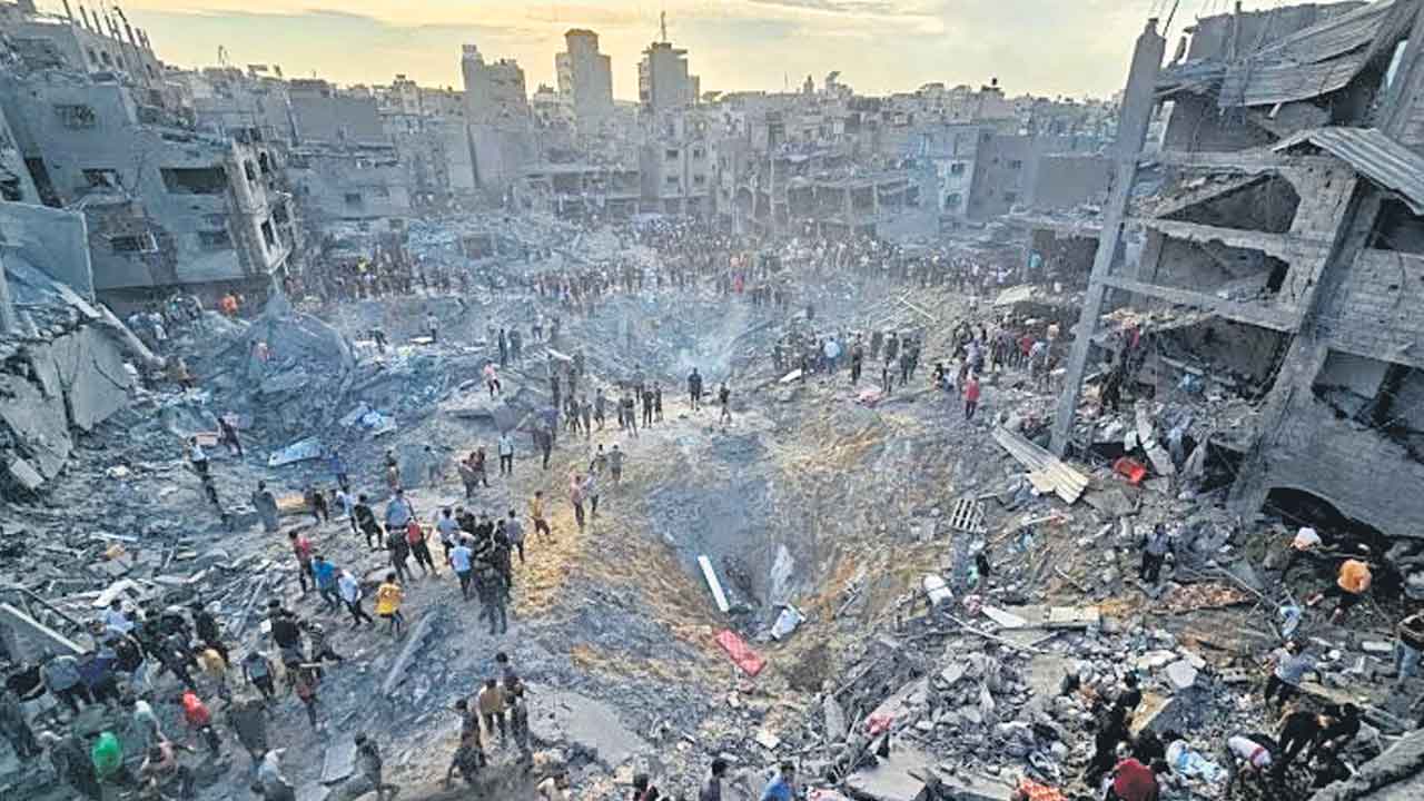 దాడులు ఆపే ప్రసక్తే లేదు