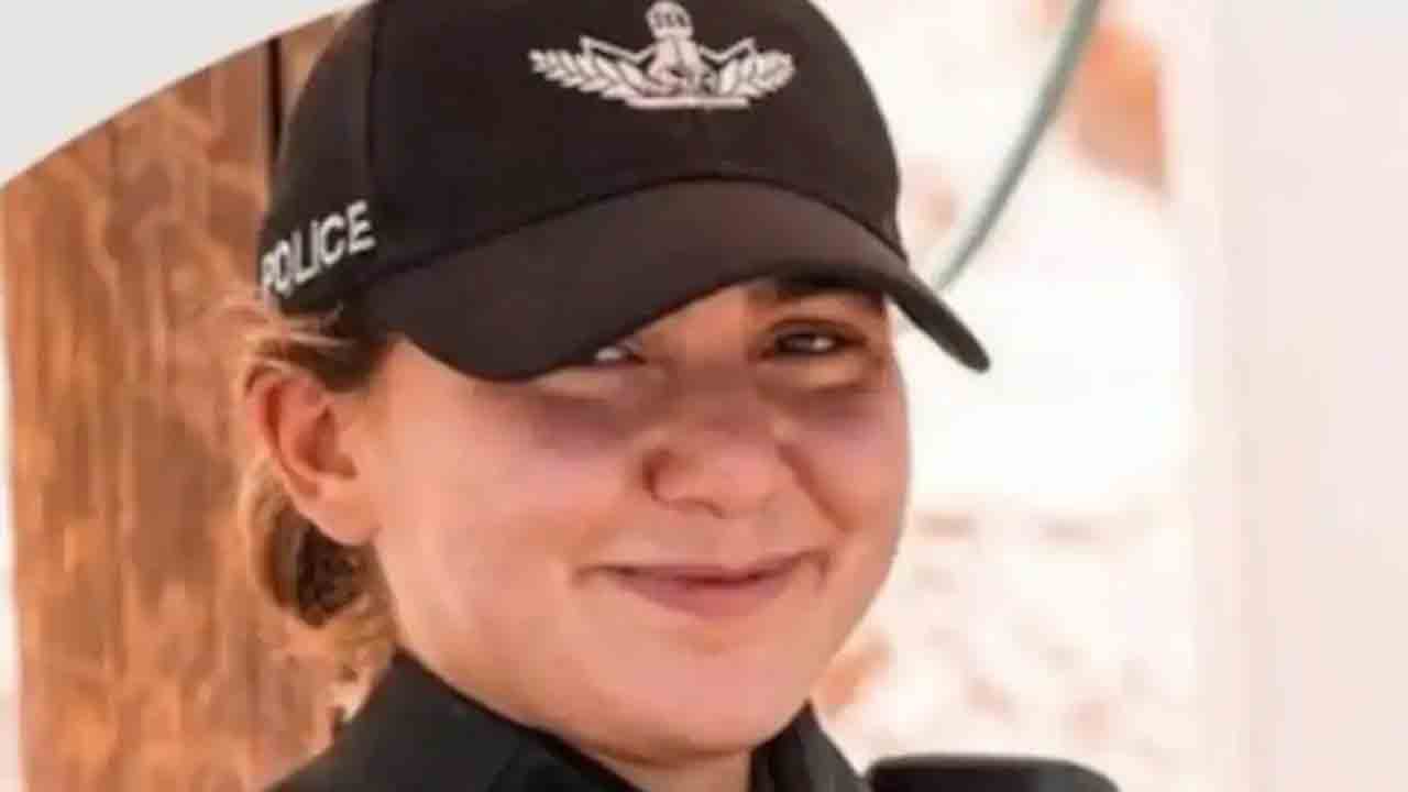 Israeli Cop Stabbed To Death | ఇజ్రాయెల్‌ మహిళా బోర్డర్‌ పోలీస్‌ను.. కత్తితో పొడిచి చంపిన పాలస్తీనా   యువకుడు