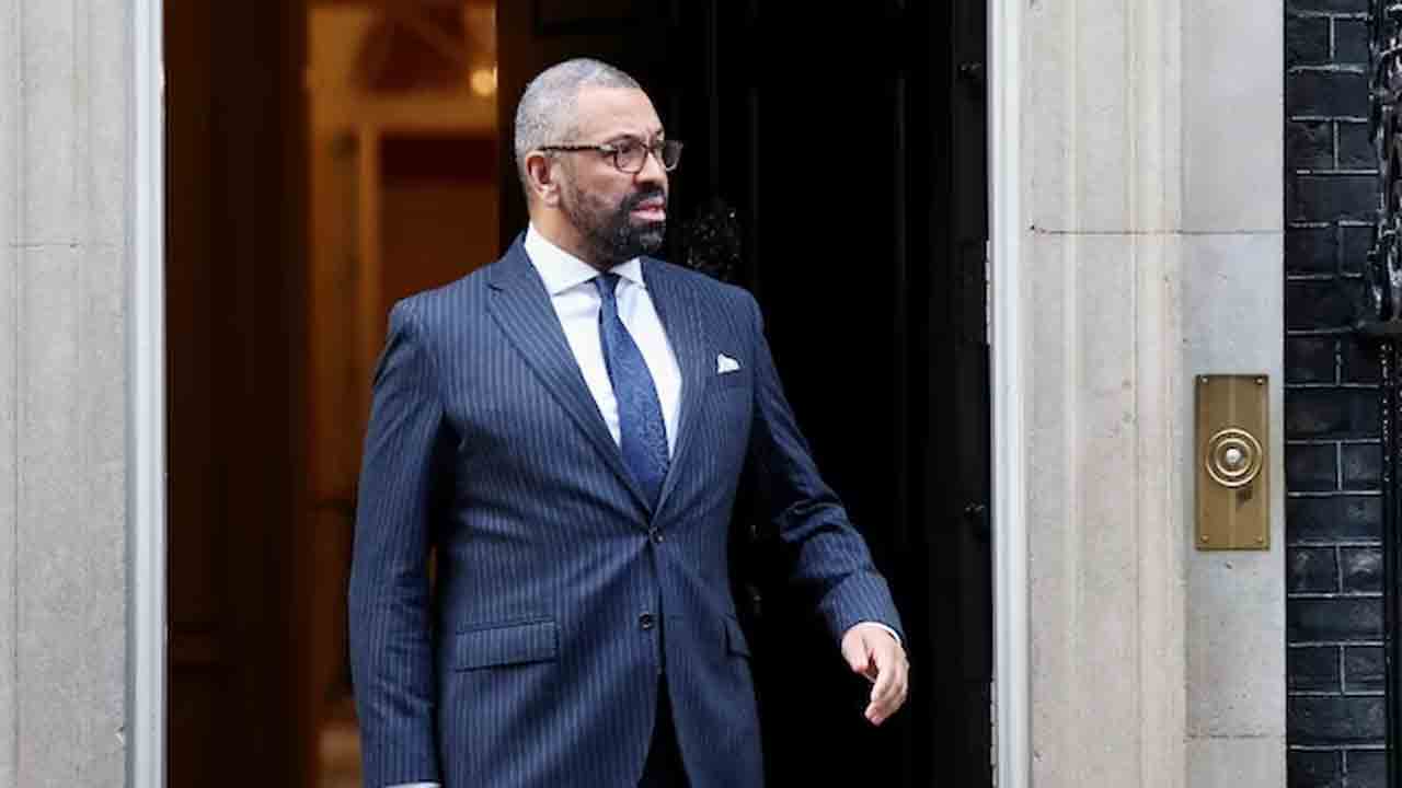 James Cleverly | మంత్రి బ్రెవ‌ర్‌మాన్‌పై వేటు.. జేమ్స్ క్లీవర్లీకి హోంశాఖ పగ్గాలు