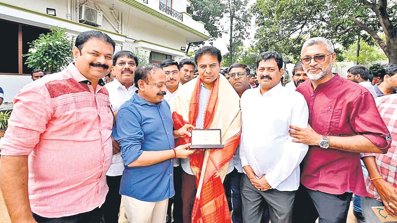 మార్పు వద్దు.. కేసీఆరే ముద్దు