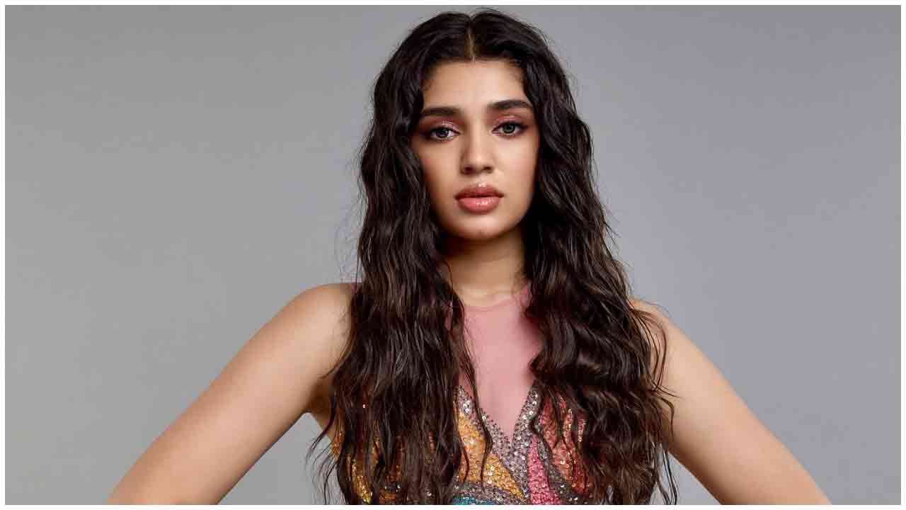 Krithi Shetty | సాగరకన్యలా కృతి శెట్టి సొగసులు..