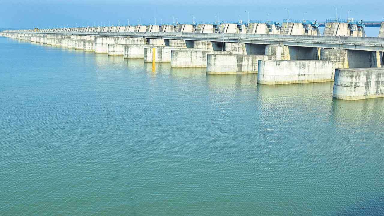 Medigadda Barrage | వాస్తవాలు పరిశీలించకుండానే రిపోర్టు ఎలా ఇస్తారు?.. మేడిగడ్డ బ్యారేజి రిపోర్టుపై తెలంగాణ సర్కార్‌ సీరియస్‌