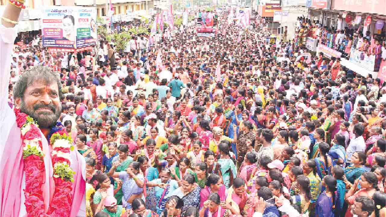 ధూం.. ధాంగా..