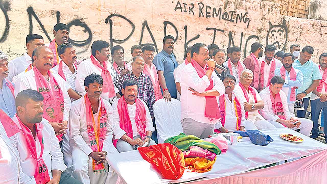 ప్రతిపక్షాలకు ఓటేయొద్దు