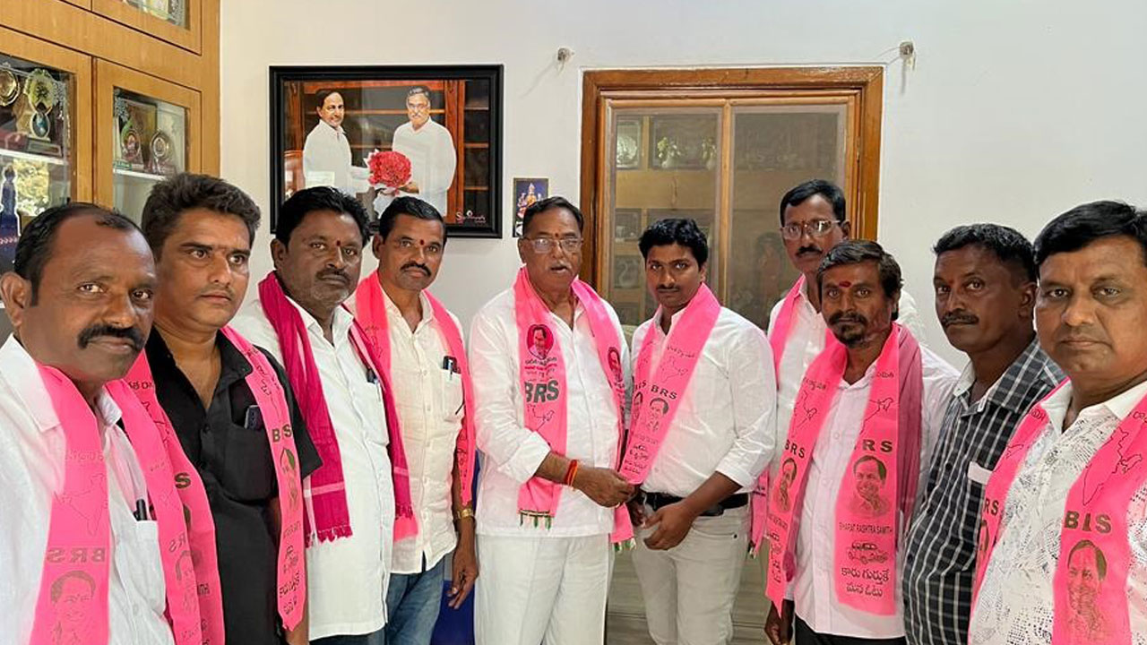 ఓటుతో కాంగ్రెస్‌కు బుద్ధి చెప్పాలి